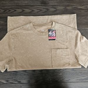 NWT MEN'S POCKET SS TEE COMET WASH SAHARA SAND - DSG